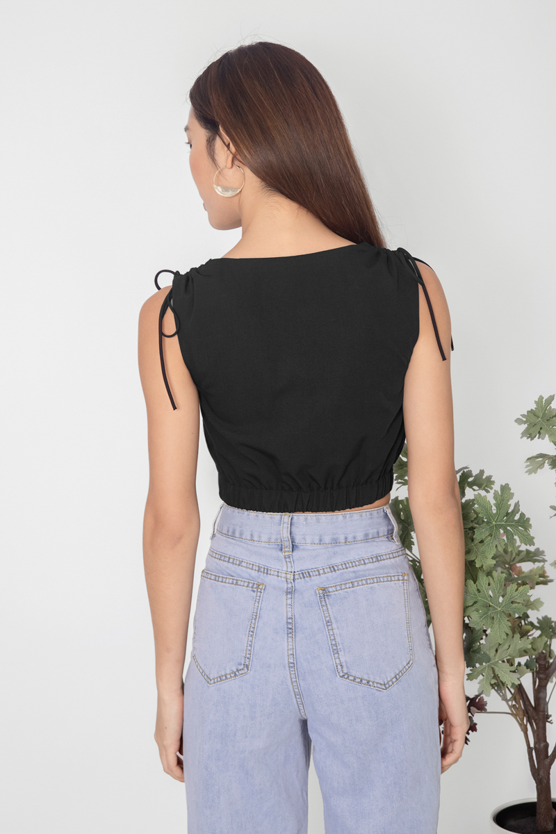 EMBY SCRUNCH SHOULDER CROP TOP MADEBYLOVET BLACK Lovet