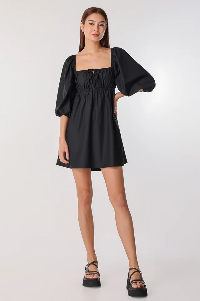 BRINLEY RUCHED BABYDOLL DRESS (BLACK)