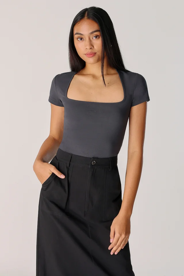 SIENNA CUT-IN BASIC RIBBED TOP - REGULAR (GUNMETAL GREY)