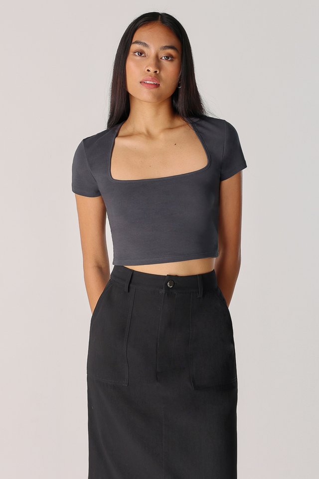 SIENNA CUT-IN BASIC RIBBED TOP - CROPPED (GUNMETAL GREY)