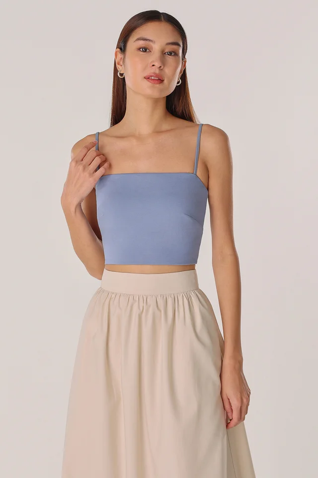 BEL PADDED TWIST KNOT CAMI TOP (LAKE BLUE)