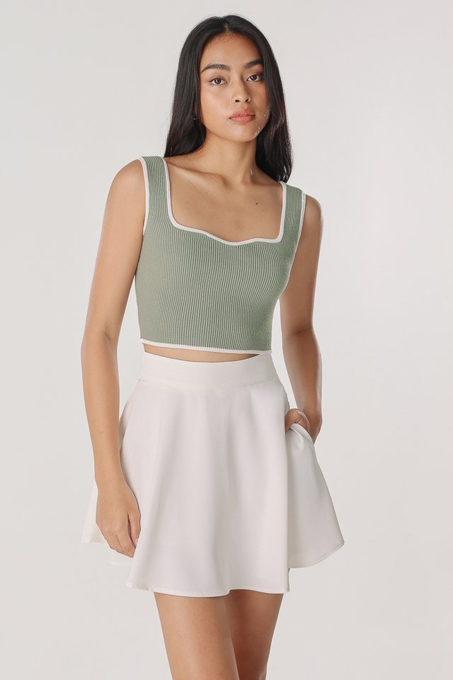 ANYA SWEETHEART CONTRAST TRIM KNIT CROP TOP (GREEN WITH WHITE TRIM)