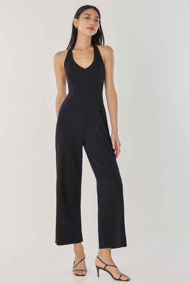 AILEEN PADDED RIBBED HALTER JUMPSUIT (BLACK)