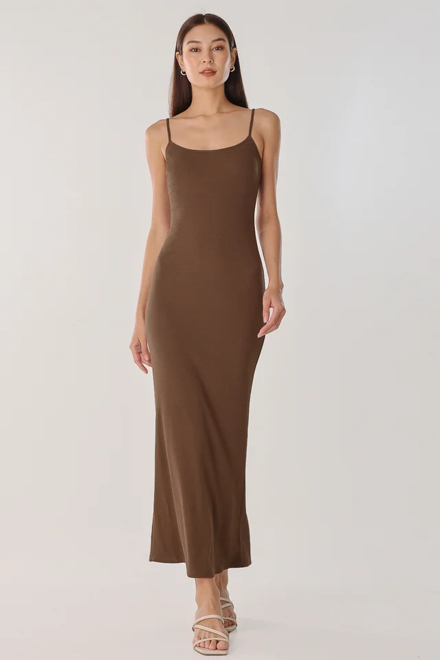 SECOND SKIN PADDED RIBBED CAMI MAXI DRESS (WALNUT BROWN)