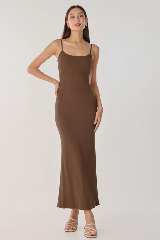 SECOND SKIN PADDED RIBBED CAMI MAXI DRESS (WALNUT BROWN)