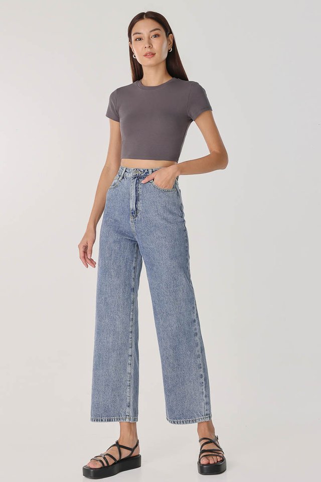 NOT YOUR AVERAGE STRAIGHT LEG JEANS - REGULAR (MID WASHED)