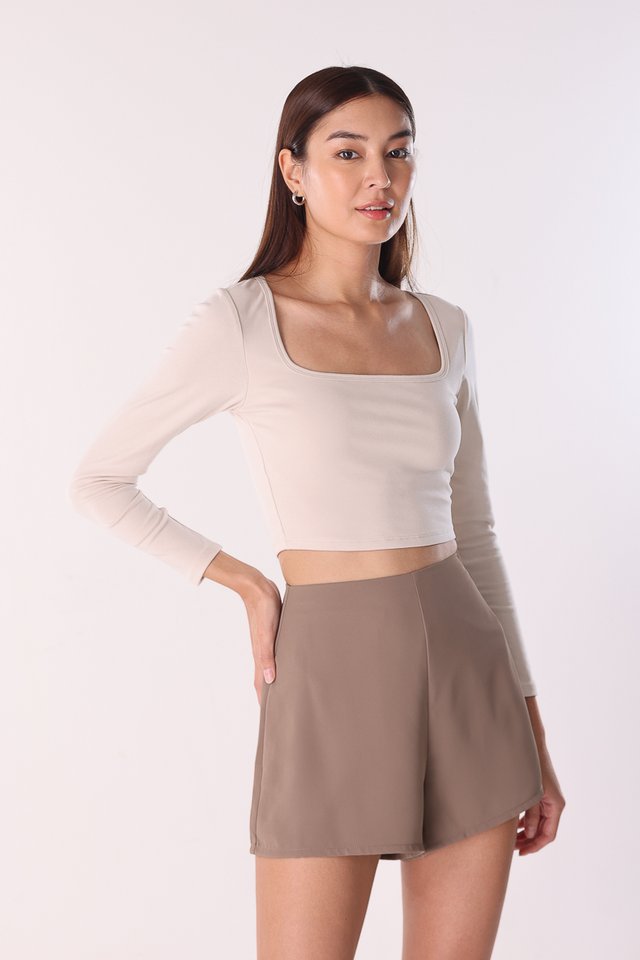 JOELLE PADDED SQUARE NECK LONG SLEEVE JERSEY CROP TOP (OAT)