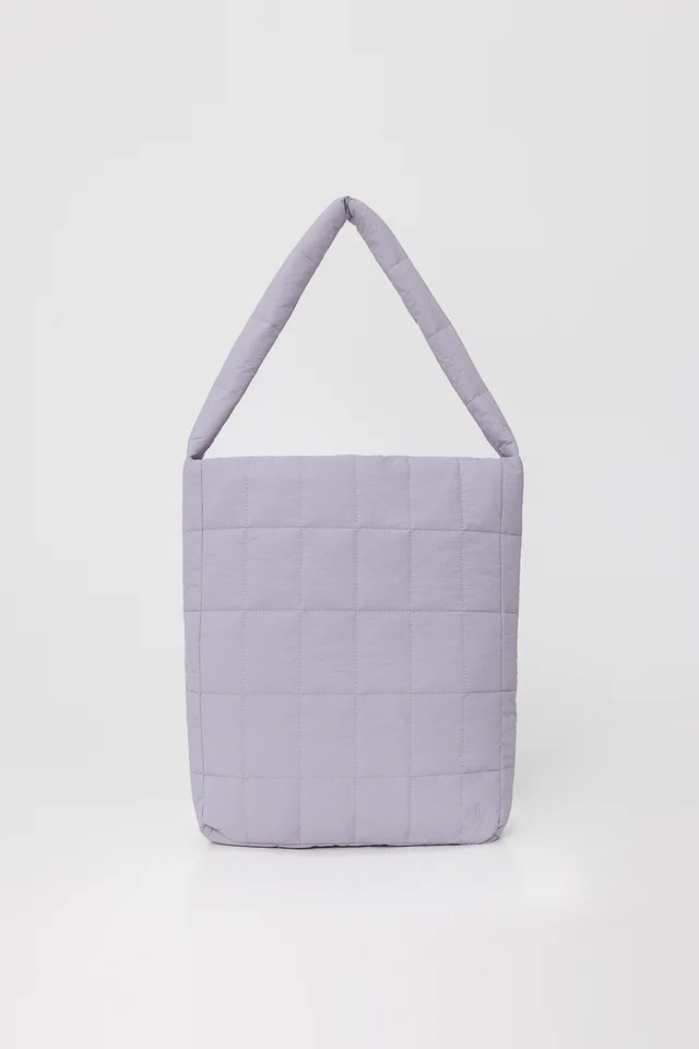 PILLOW QUILTED TOTE - LARGE (WISTERIA)