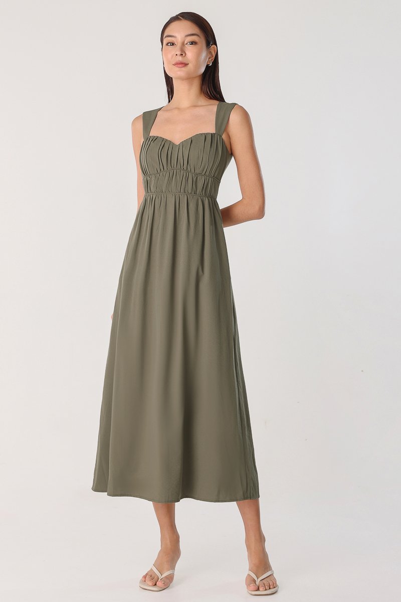 ANEKA PADDED CUT-IN RUCHED MAXI DRESS (MOSS) | Lovet
