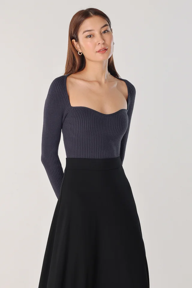 PORTIA SWEETHEART LONG SLEEVE KNIT TOP (GUNMETAL)
