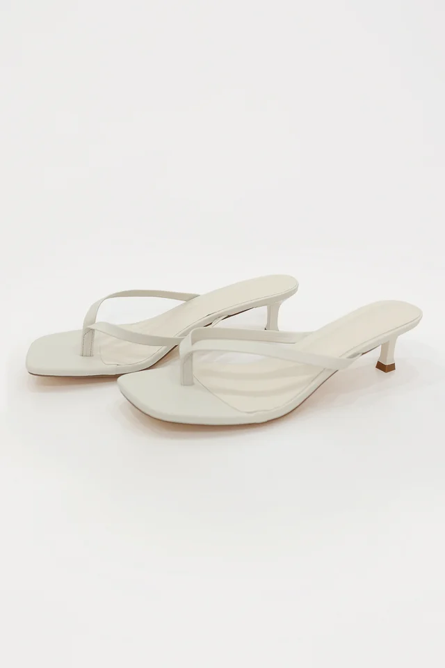 TANYA SLIPPER KITTEN HEELS (IVORY)