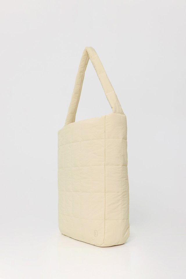 PILLOW QUILTED TOTE - LARGE (FAWN)