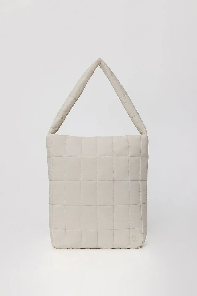 PILLOW QUILTED TOTE - LARGE (GREIGE)