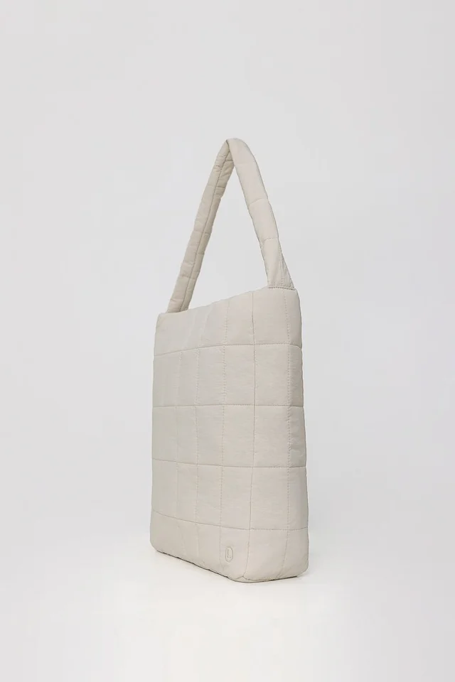 PILLOW QUILTED TOTE - LARGE (GREIGE)