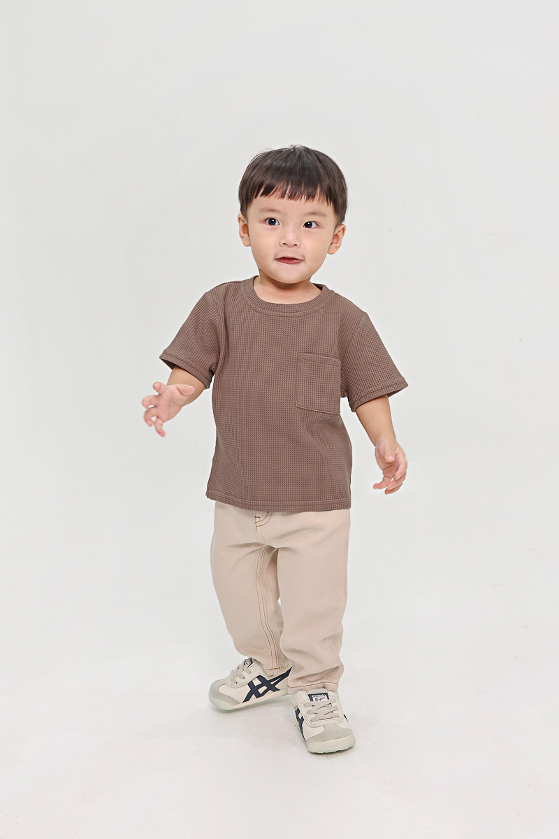 Tasky Mini Boy TYLER WAFFLE POCKET TEE (ASH BROWN) - MINI BOY | Lovet