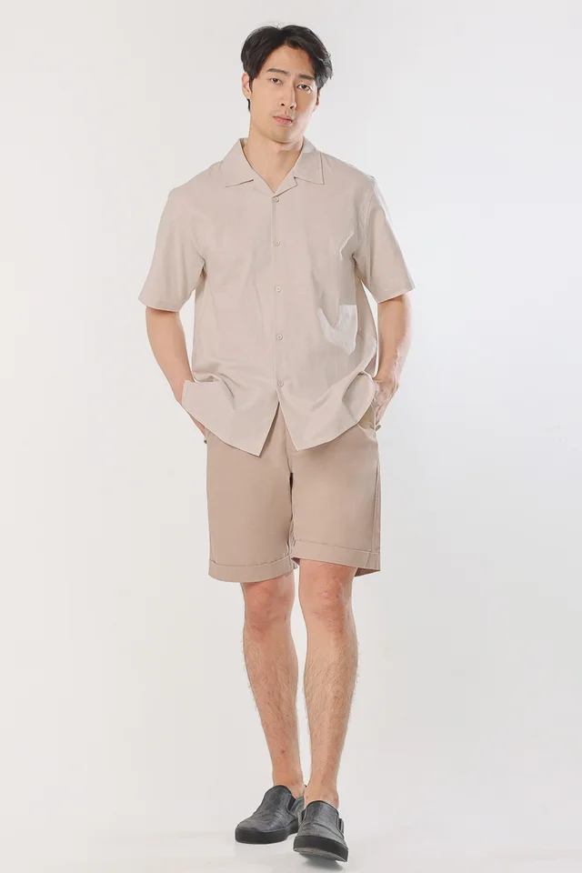 COLE BASIC CUFFED BERMS (CHAI)