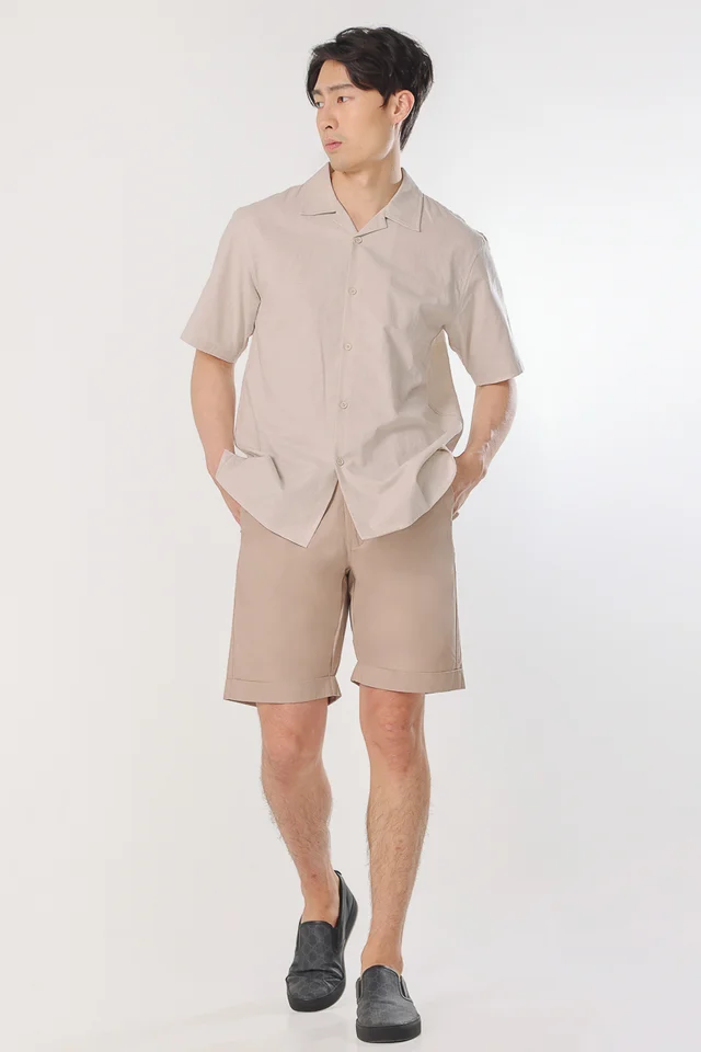 COLE BASIC CUFFED BERMS (CHAI)