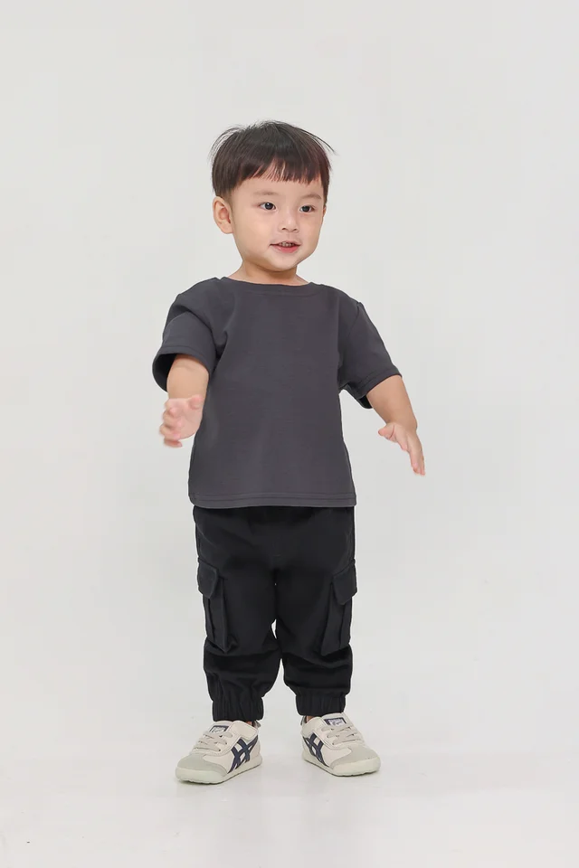 NOAH CARGO JOGGER PANTS (BLACK) - MINI BOY