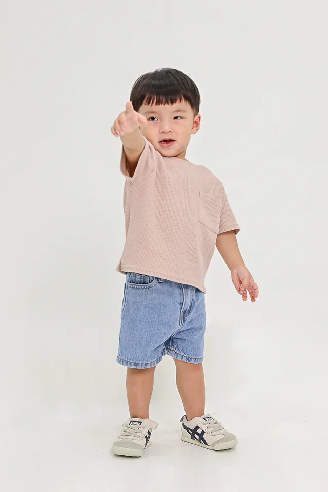 TYLER WAFFLE POCKET TEE (LATTE) - MINI BOY