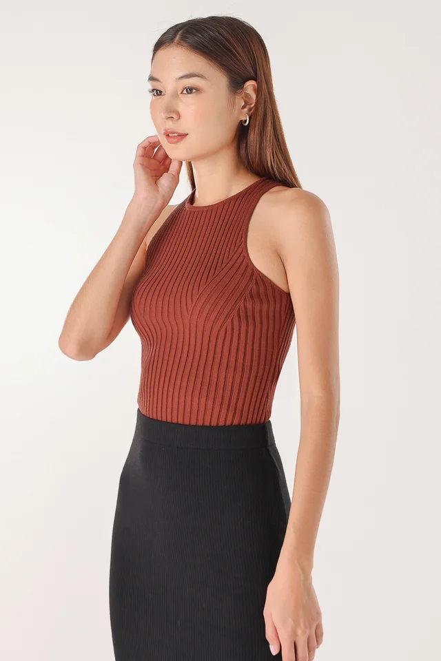 ALIANA KNIT RACER TOP (RUST)