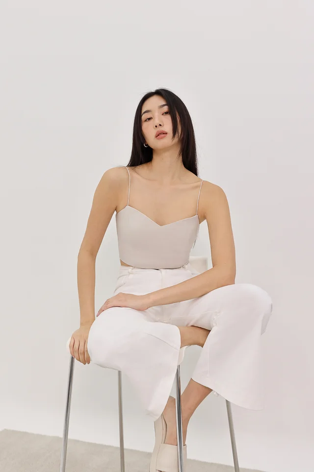 YURA V-NECK PADDED CROP TOP (SAND)