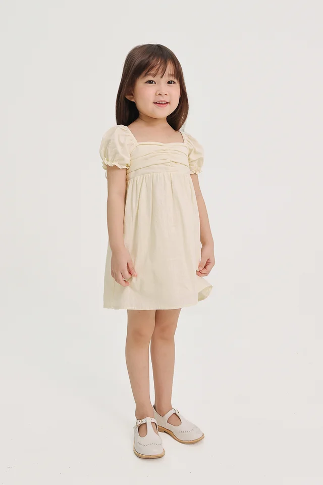 REBECCA LINEN RUCHED SMOCKED BACK PUFF SLEEVE DRESS (IVORY) - MINI GIRL 