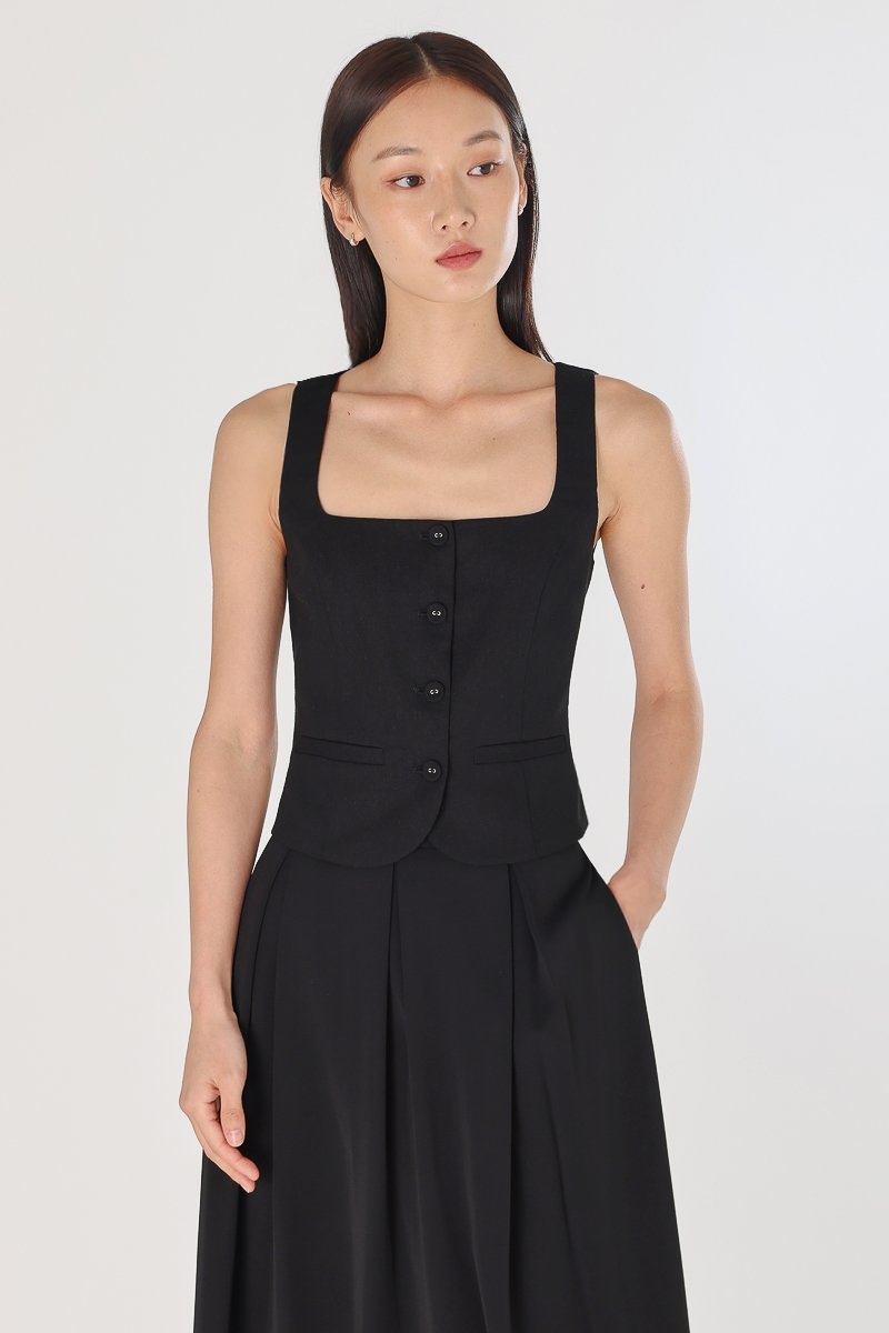 GABINE LINEN SQUARE NECK BUTTON VEST TOP (BLACK) | Lovet