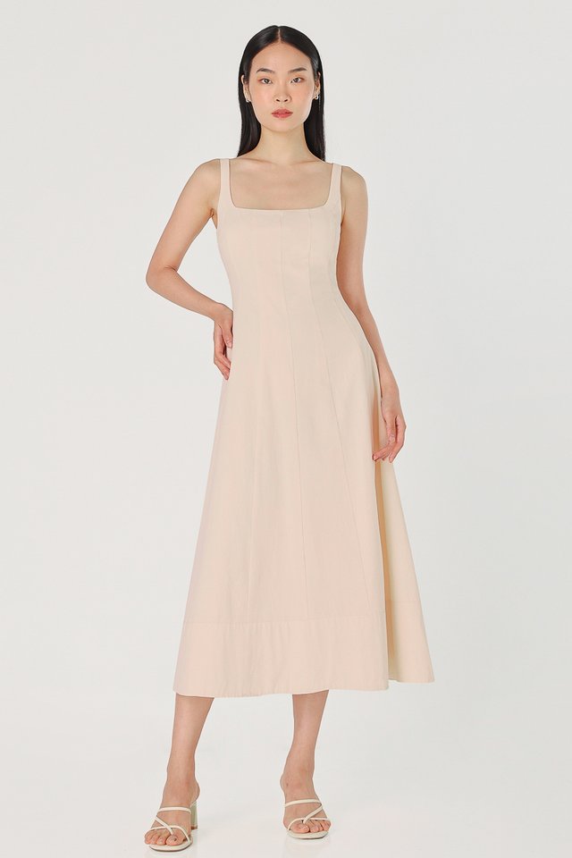 ADELIA PADDED PANELLED POPLIN MIDAXI DRESS (CRÈME) 