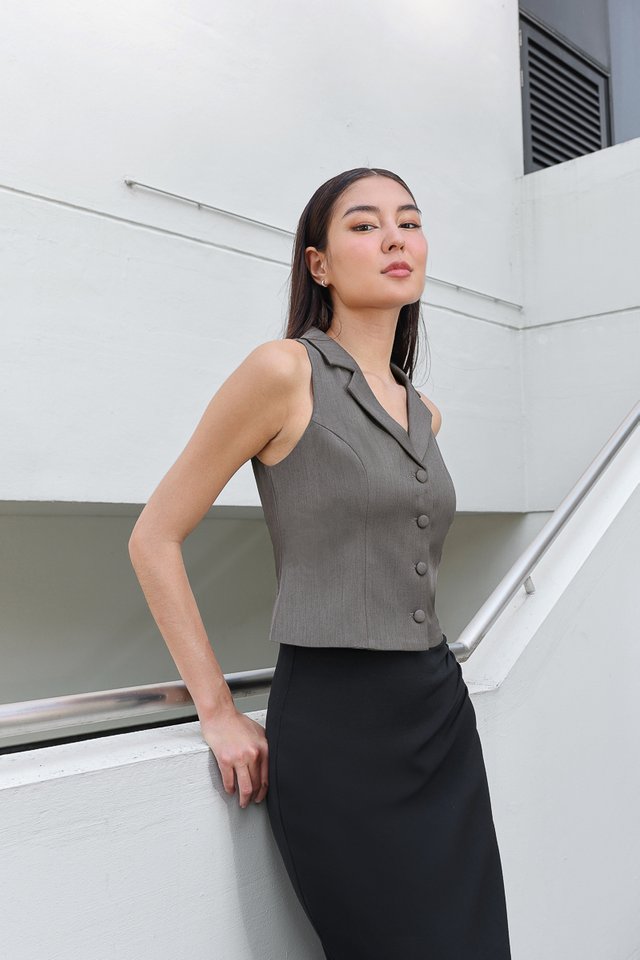 JANICA COLLARED BUTTON VEST TOP (PEBBLE GREY) 