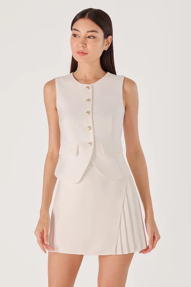 KYLA ASYMMETRICAL PLEATED SKORTS (WHITE)