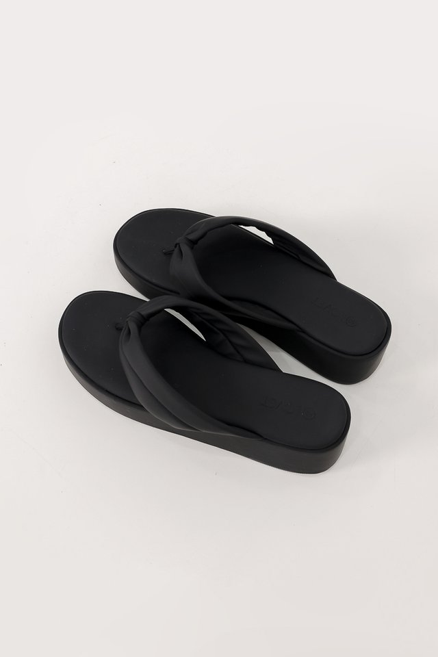 ZIA MARSHMALLOW SLIPPER THONG FLATFORMS (BLACK) 