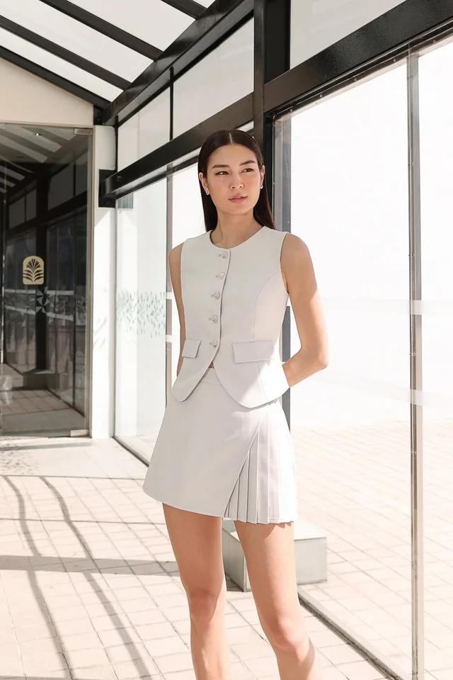 LENA BUTTON WELT POCKET VEST TOP (CLAY)
