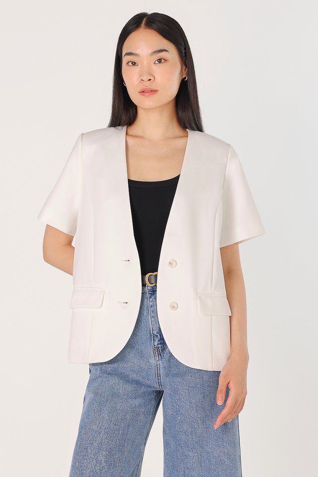 LIMITLESS POCKET SHORT SLEEVE BLAZER (WHITE)