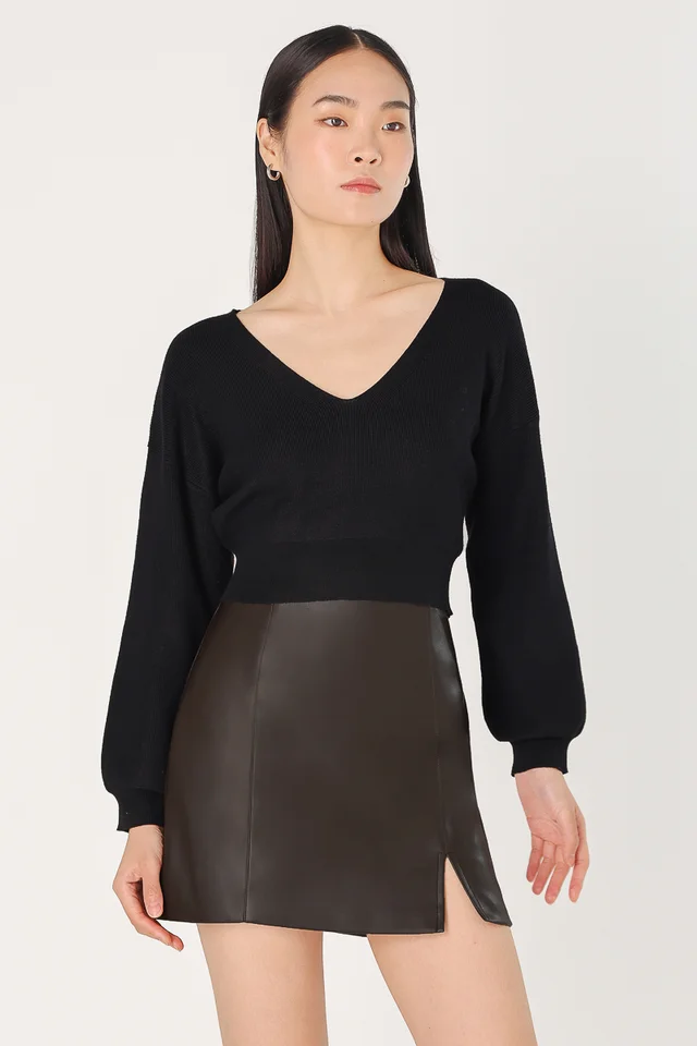 ZENIA SLOUCHY PULLOVER KNIT TOP (BLACK)
