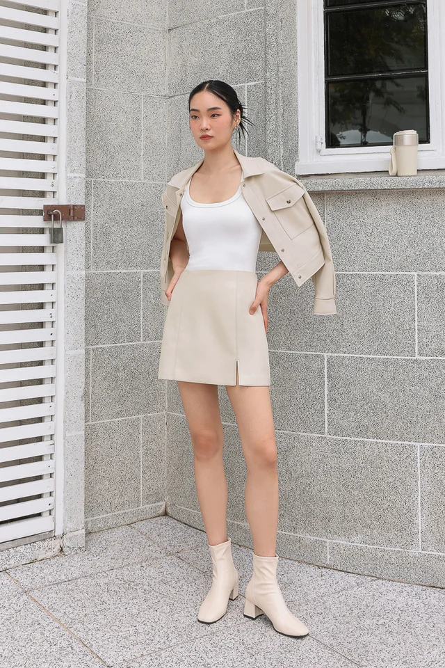 ANDREA FAUX LEATHER FRONT SLIT SKIRT (OAT)