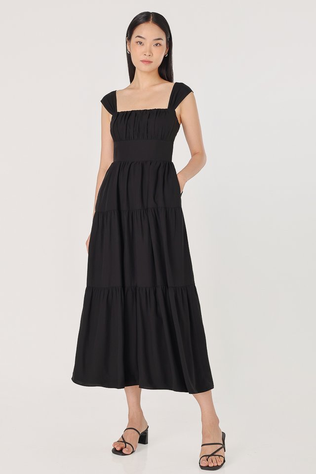 YASMIN PADDED CAP SLEEVE RUCHED TIERED MIDAXI DRESS (BLACK) 
