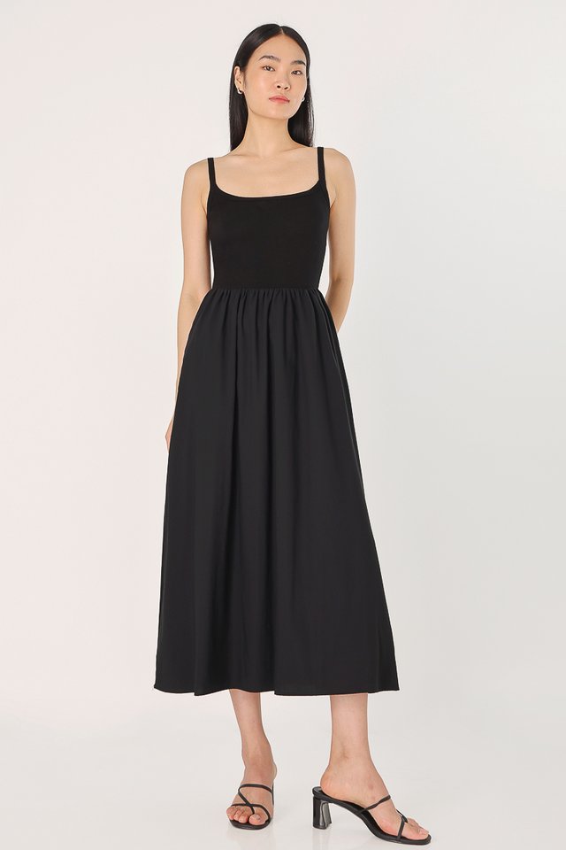 ANNELISE REVERSIBLE PADDED CONTRAST MIDAXI DRESS (BLACK)