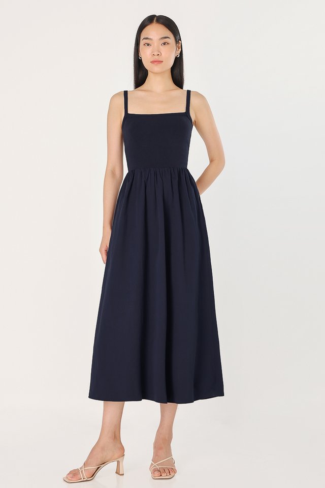 ANNELISE REVERSIBLE PADDED CONTRAST MIDAXI DRESS (OXFORD NAVY)