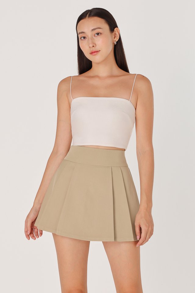 FAYRE THICK WAISTBAND FRONT PLEATED SKORTS (CARAMEL)