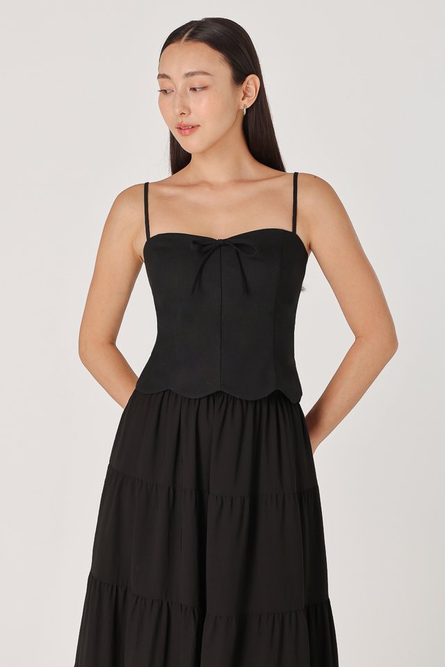 ANNE PADDED LINEN SCALLOP RIBBON TOP (BLACK)