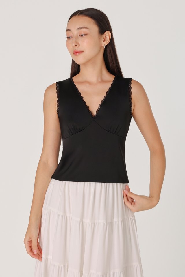 RICA V-NECK LACE SATIN TOP (BLACK)