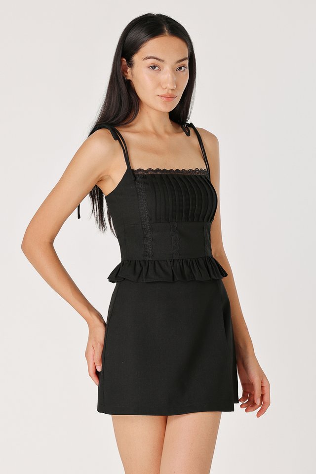 DARILYN PADDED LACE TRIM TIE-STRING TOP (BLACK)