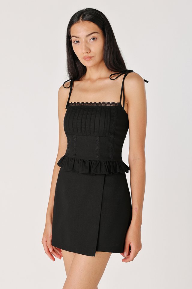 DARILYN PADDED LACE TRIM TIE-STRING TOP (BLACK)