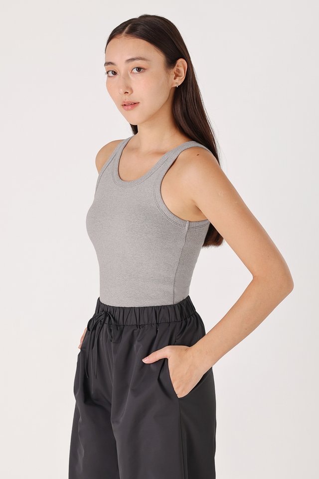 MAXINE PADDED REVERSIBLE RIBBED TOP (HEATHER GREY)