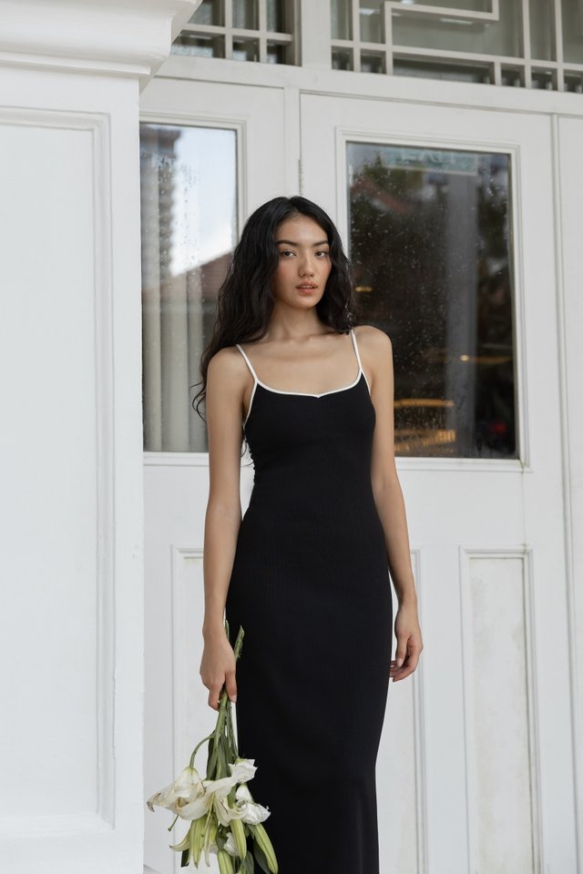 KYRIE PADDED CONTRAST TRIM KNIT DRESS (BLACK)