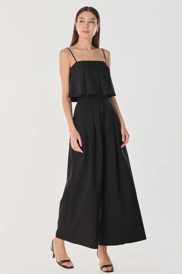 VANNA PLEATED FLARE PANTS (BLACK)