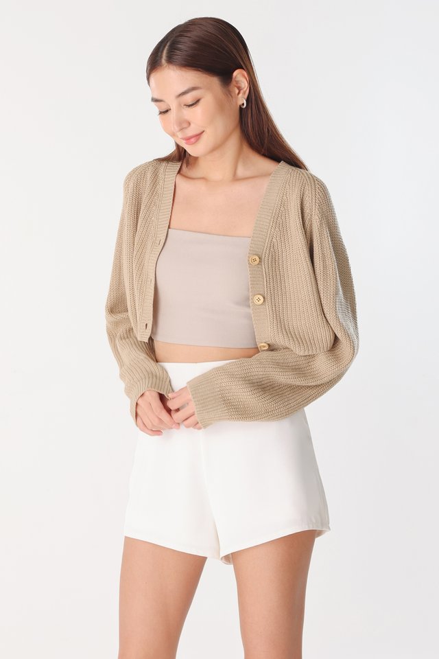 LAURYN WOODEN BUTTON CROP KNIT CARDIGAN (CASHMERE)