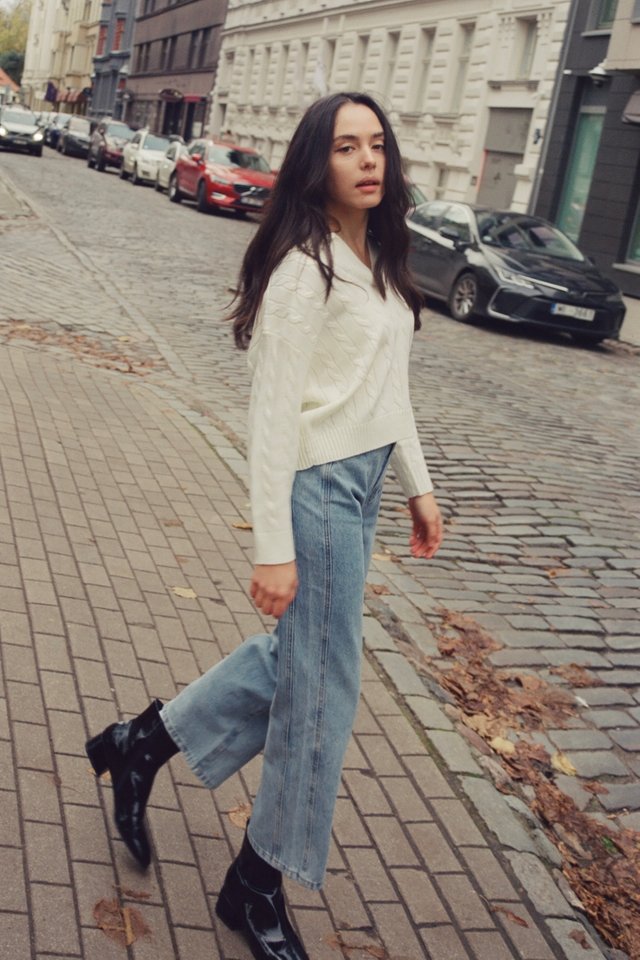 GOOD SIDE PANEL DENIM JEANS - PETITE (LIGHT WASHED)