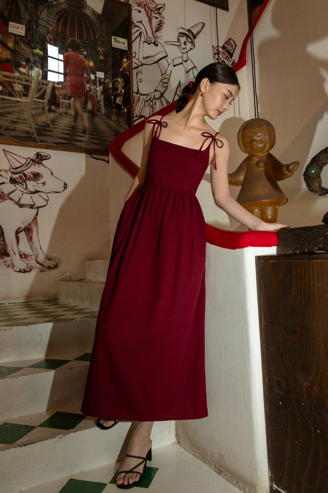 MAELYNN PADDED LINEN FRONT RIBBON-TIE MIDAXI DRESS (RED)