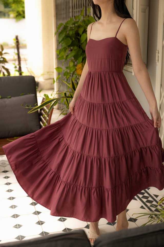 TYLA PADDED RUCHED TIERED MAXI DRESS (ROSEWOOD)